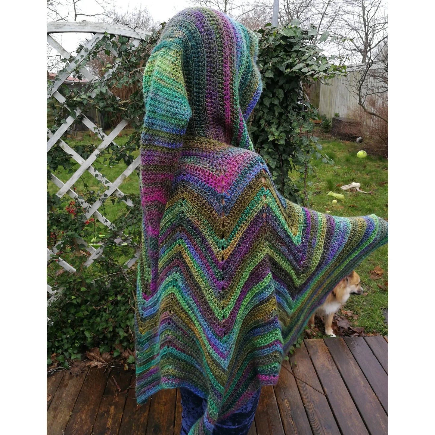 🌿 Pixie Hooded Cape – Easy Crochet