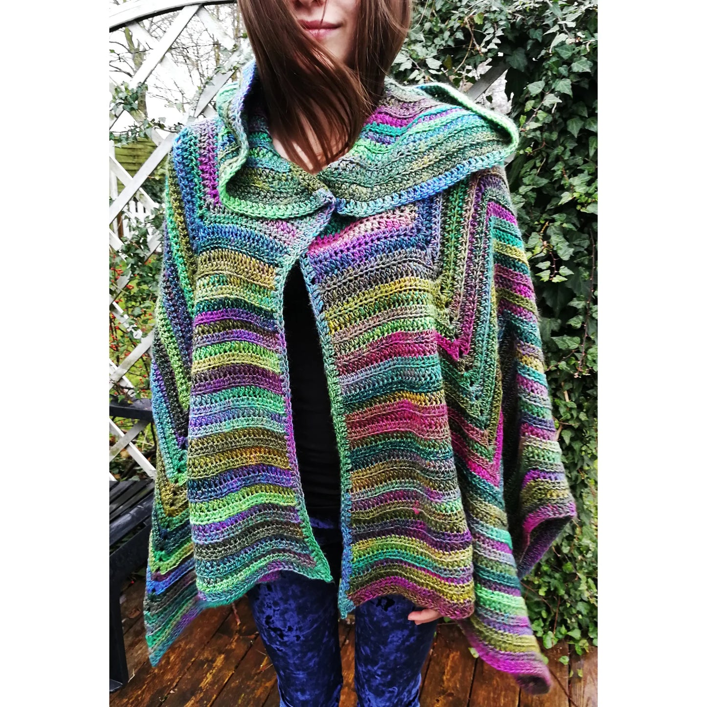 🌿 Pixie Hooded Cape – Easy Crochet