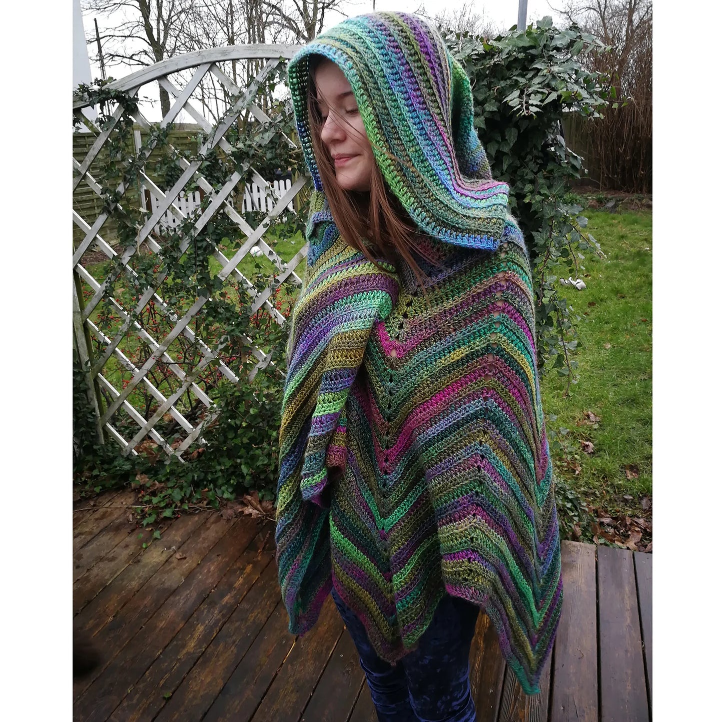🌿 Pixie Hooded Cape – Easy Crochet