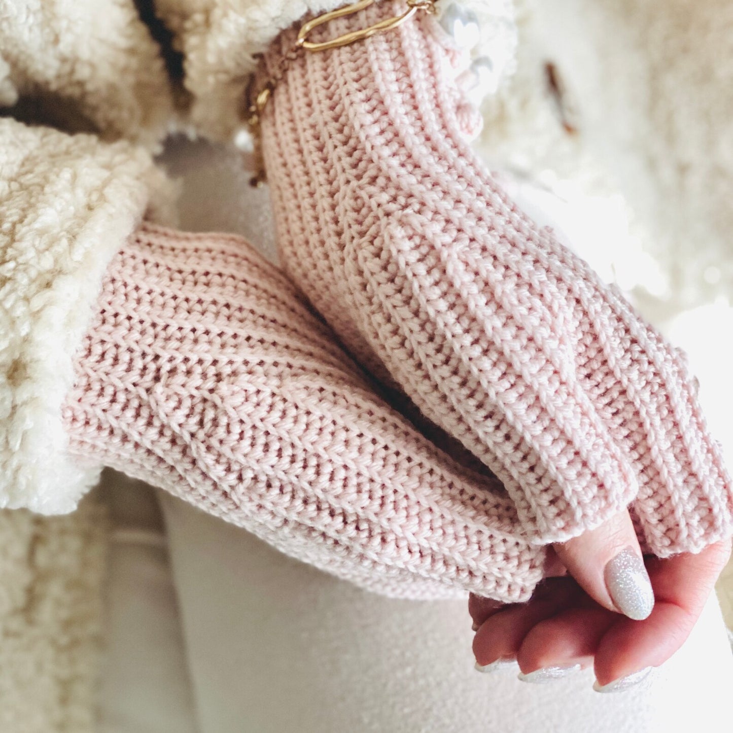 Winter Berry Hat & Mitts Set β Crochet Pattern (PDF)