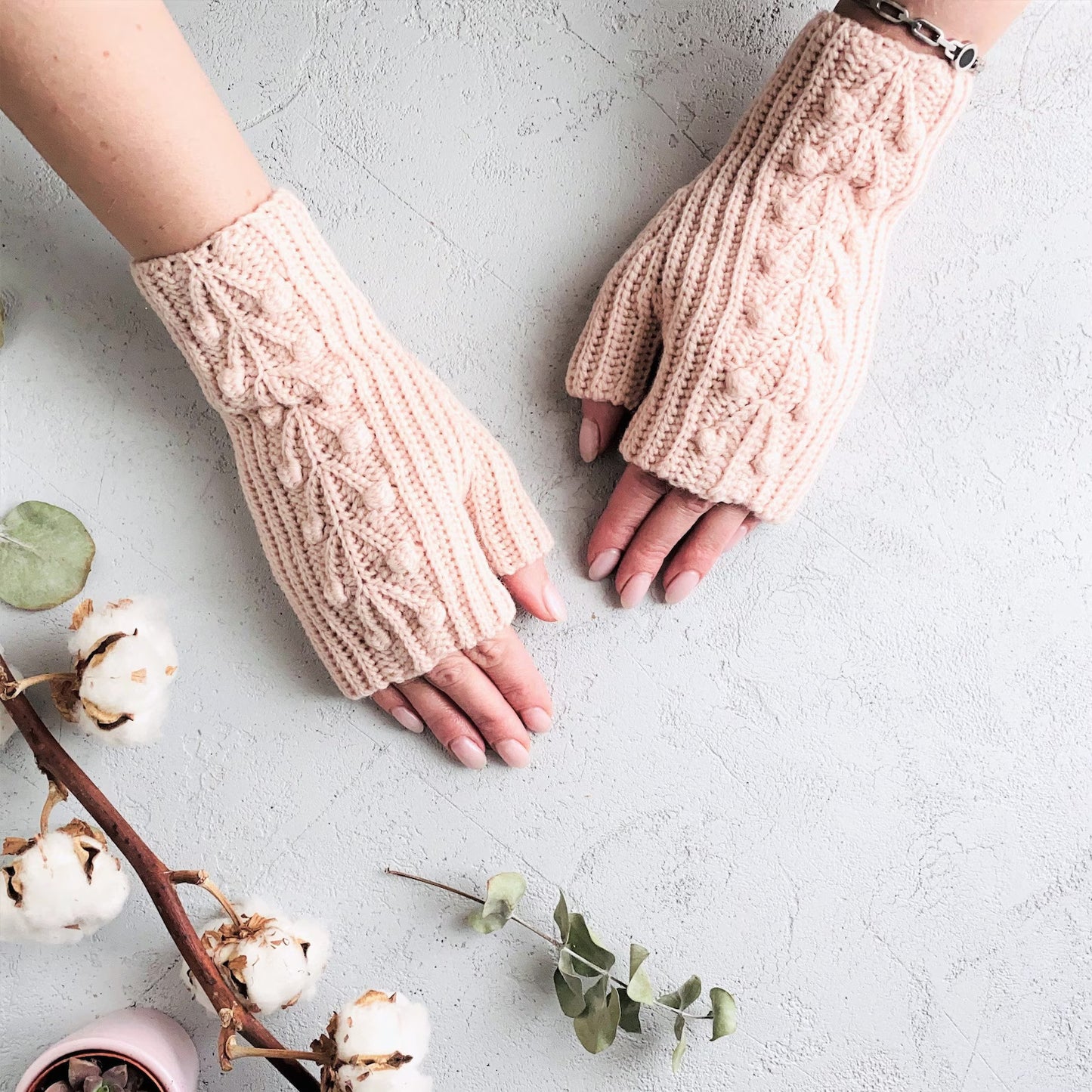 Winter Berry Hat & Mitts Set β Crochet Pattern (PDF)