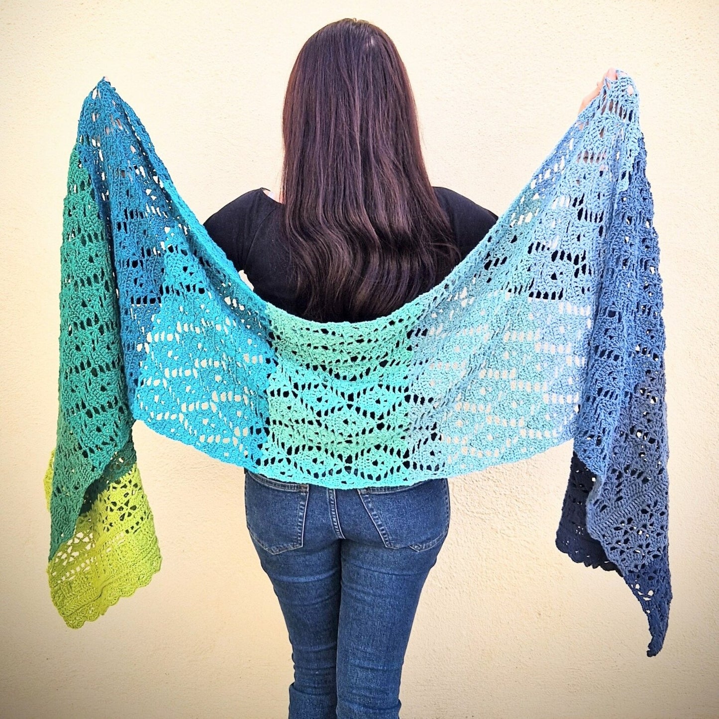 Crochet Shawl Pattern 🧶 Stunning & Timeless Design