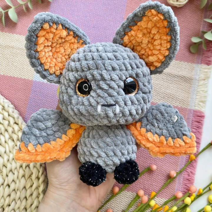 🦇 Betty the Bat Crochet Pattern