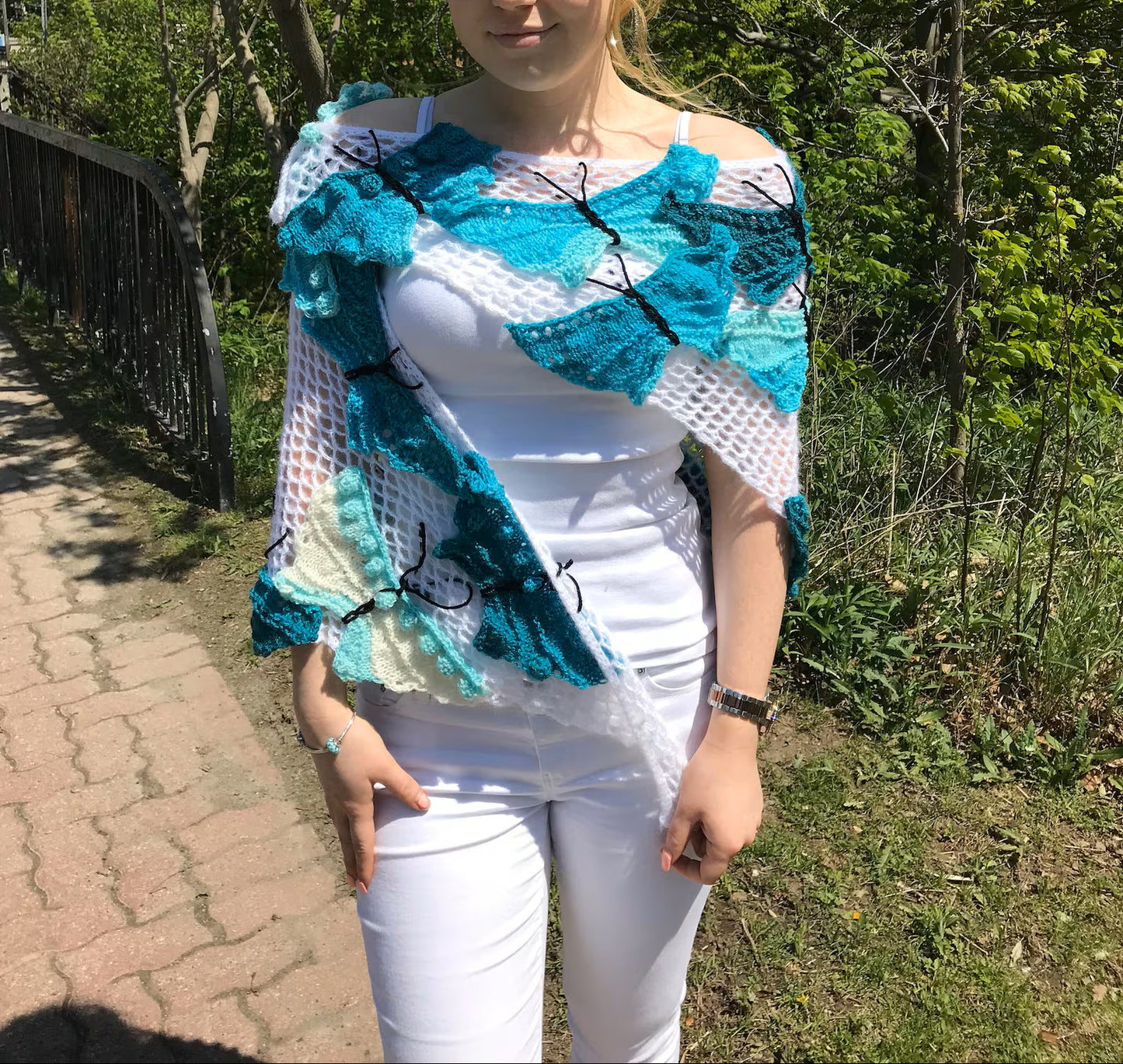 Butterfly Shawl – Elegant Knit & Crochet Pattern (PDF) 🦋🧶