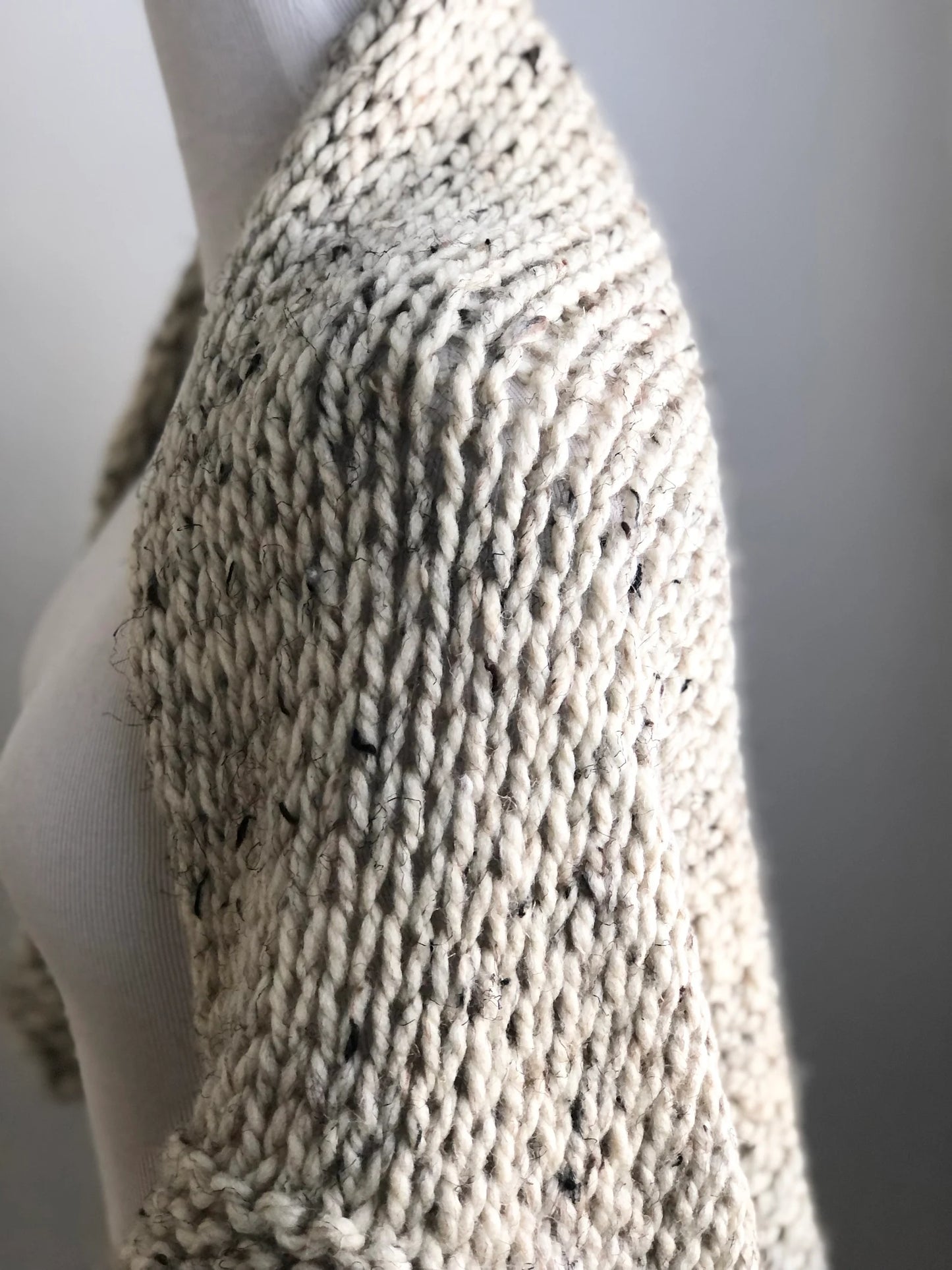 Linanna Chunky Knit Bolero Cardigan Pattern