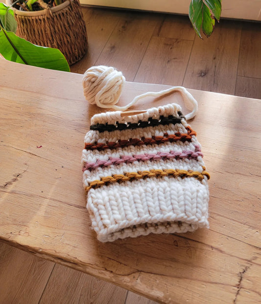 🎀 Ribbons Hat – Super Bulky Knit Beanie Pattern 🧶