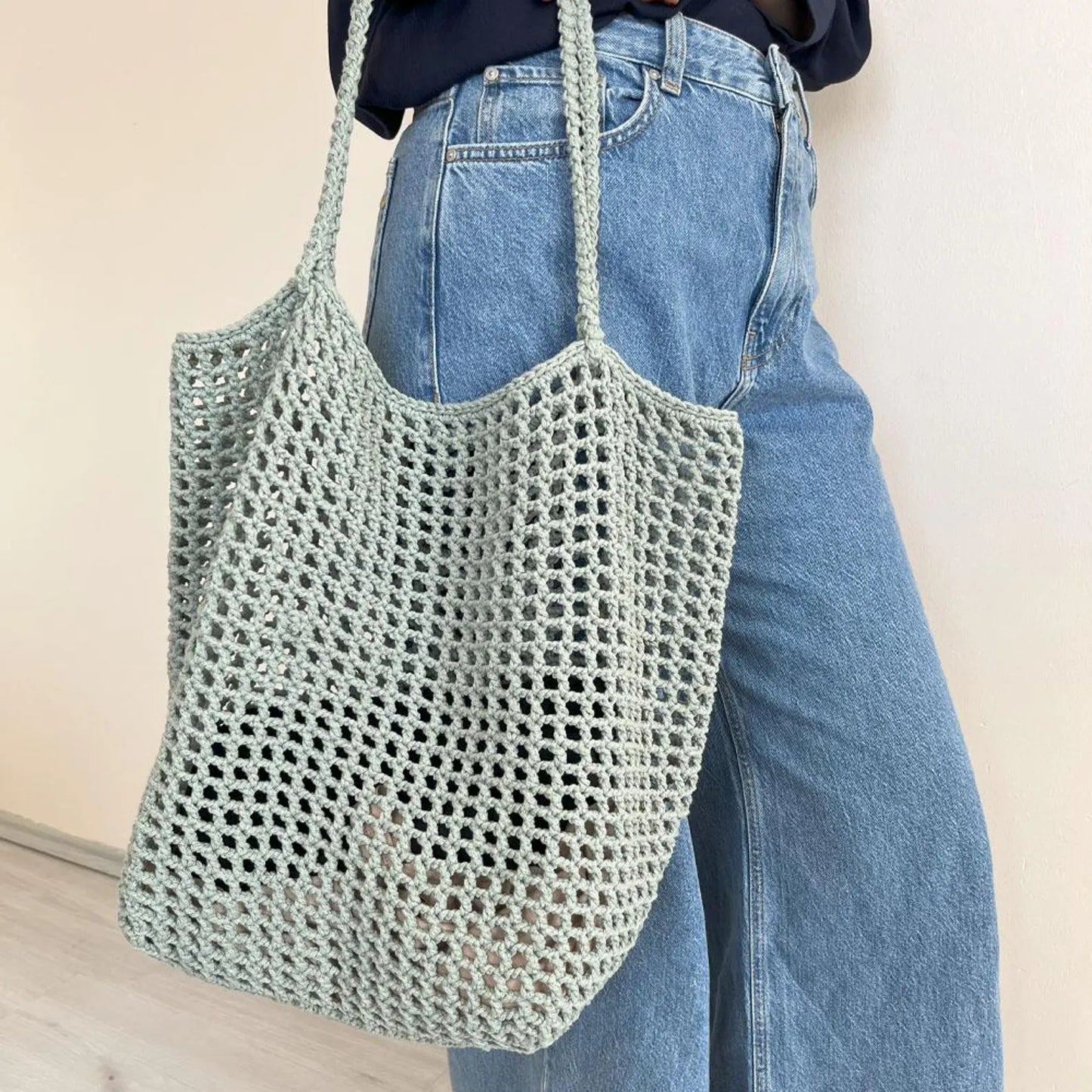 Breezy Mesh Market Tote Crochet Pattern