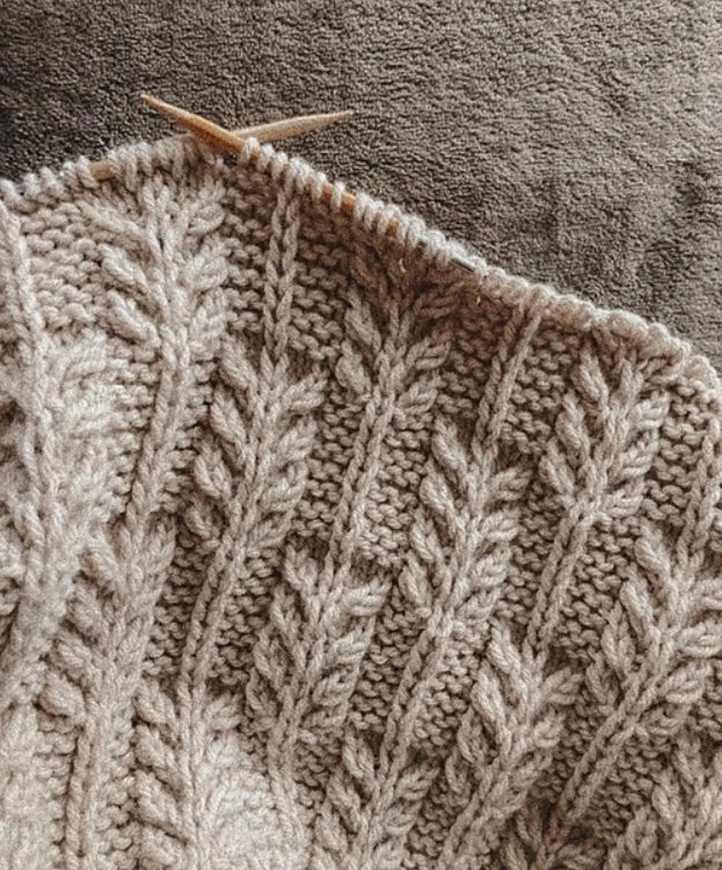 Golden Fields Textured Knit Blanket PDF